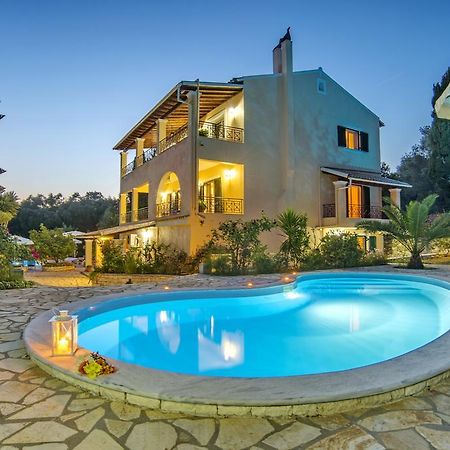 Galazio Sunset Villas ガイオス エクステリア 写真